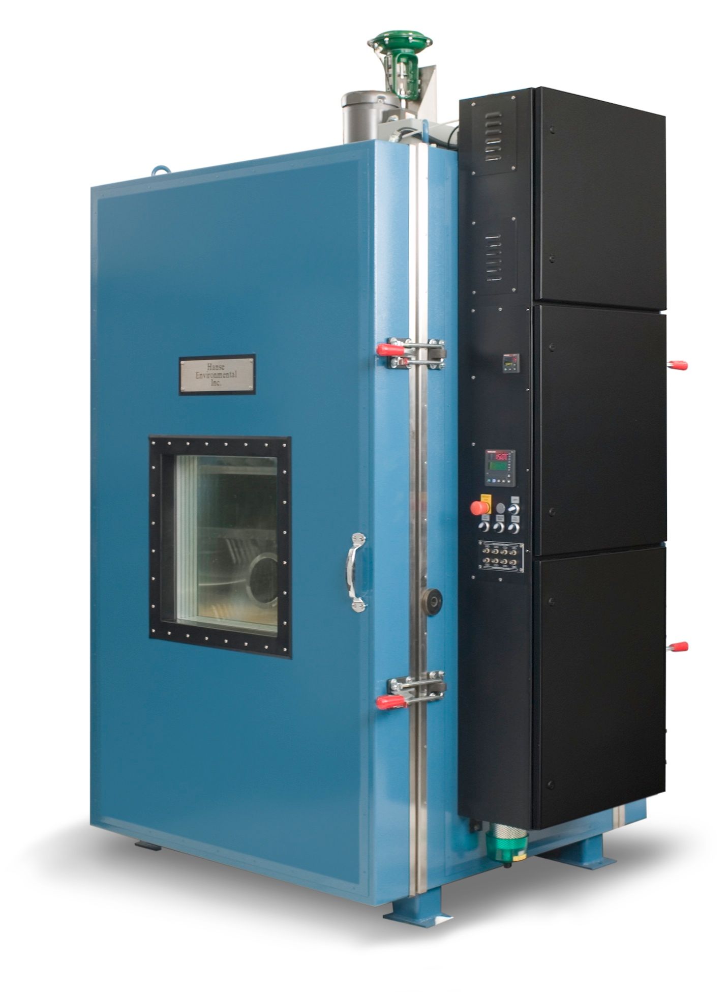 Hanse VTC-6 environmental test chamber with its doors closed